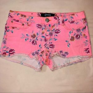 Shorts 3 FOR $20! Rewash Size 5 Pink Floral Print Cut Off Shorts